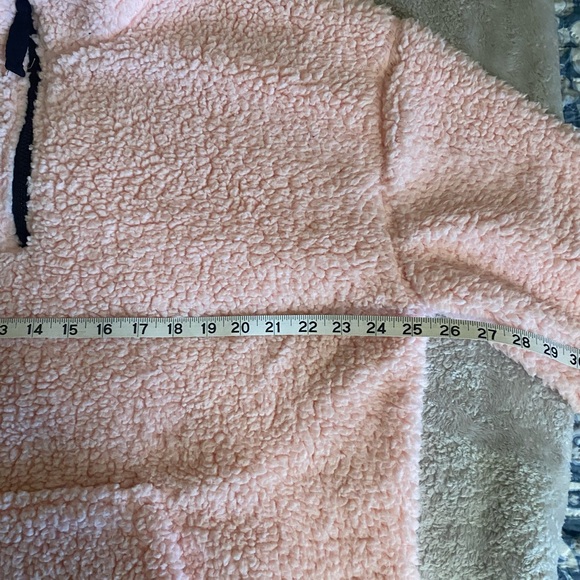 No Boundaries Pink Sherpa Pullover with Black Trim. Sz L - Picture 2 of 4